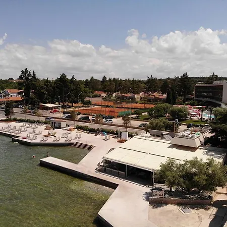 Two Bed Fortuna Near The 3* Poreč