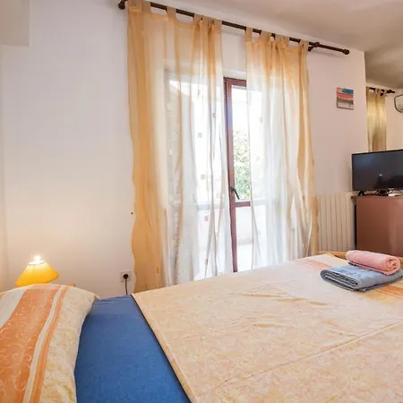 Two Bed Fortuna Near The 게스트하우스 3*