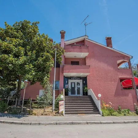 Two Bed Fortuna Near The Guest house Porec