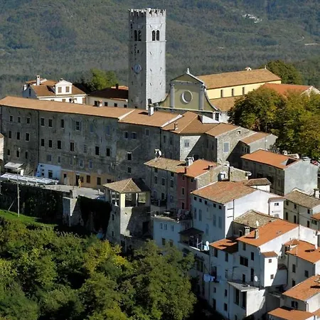 Two Bed Fortuna Near The 3* Poreč