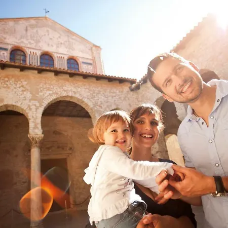 Two Bed Fortuna Near The 3* Poreč