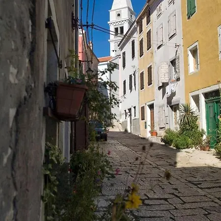 Two Bed Fortuna Near The Gæstehus 3*